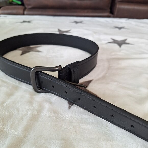 Columbia Mens Size 30-32 Small Black Synthetic Leather Belt‎ Outdoor - Picture 1 of 9